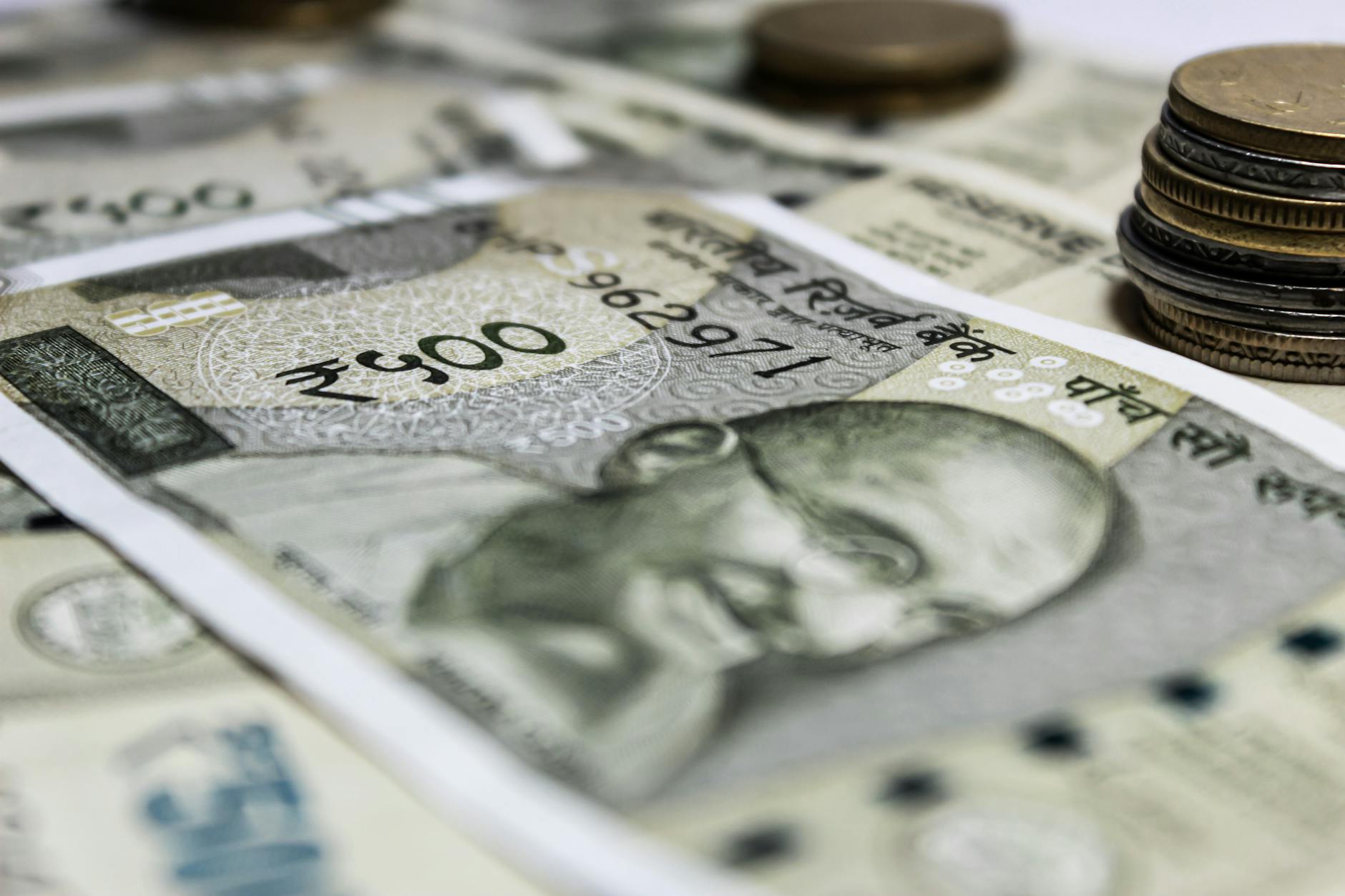 Indian Markets Eye Cautious Start Amid Global Turmoil